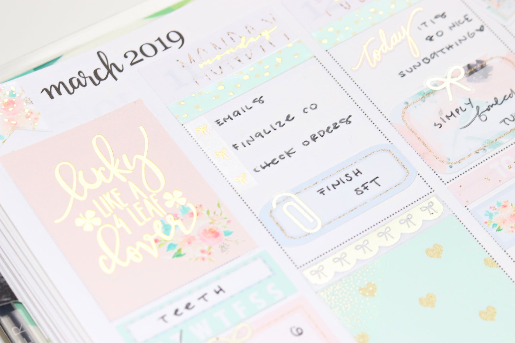 CLEAR Vertical Bows/Hearts 6mm Washi Tape